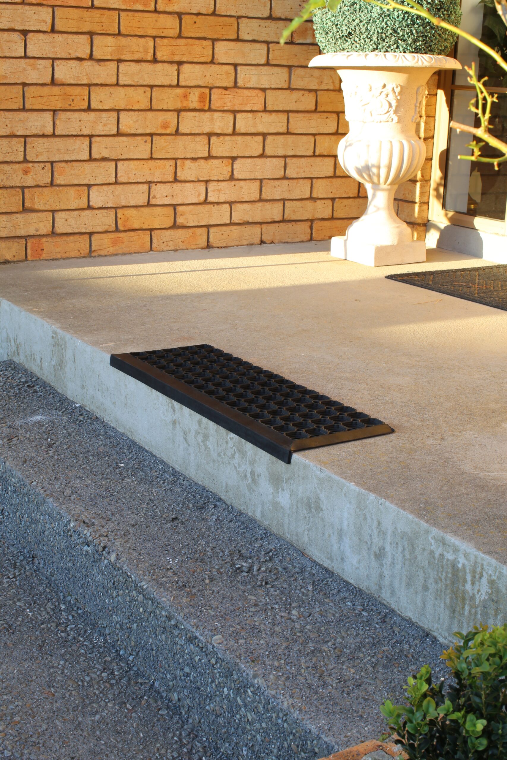 anti slip for outdoor steps manufacturing