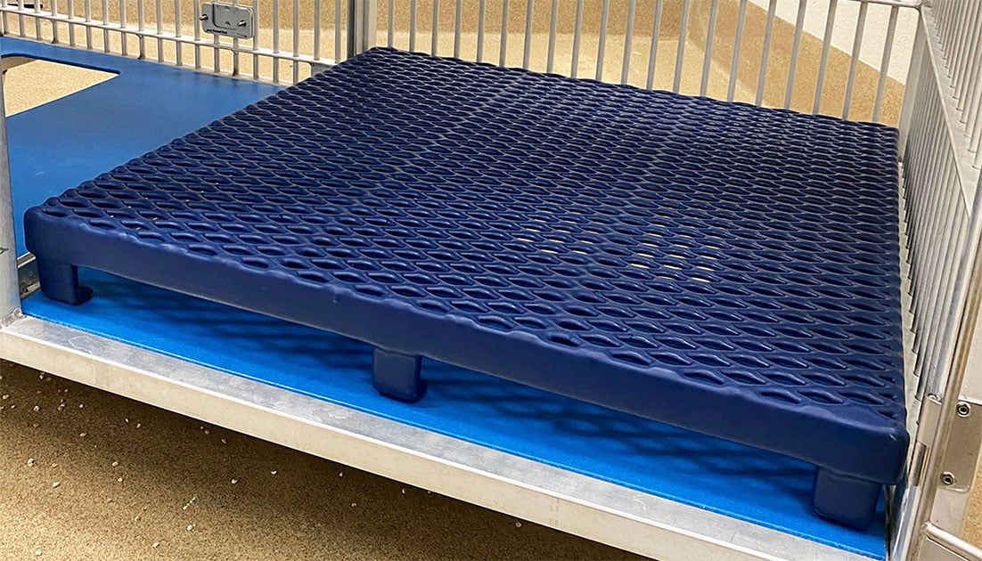 dog crate grate floor manufacturing