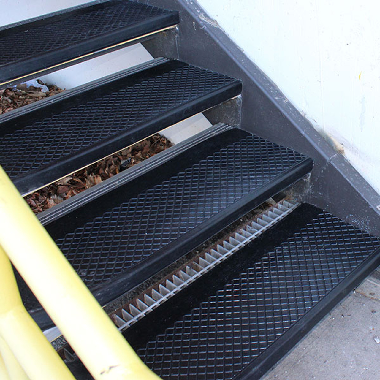 indoor outdoor stair treads manufacturing