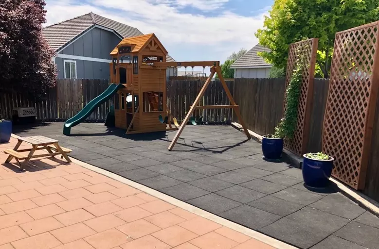 jamboree playground tiles manufacturing