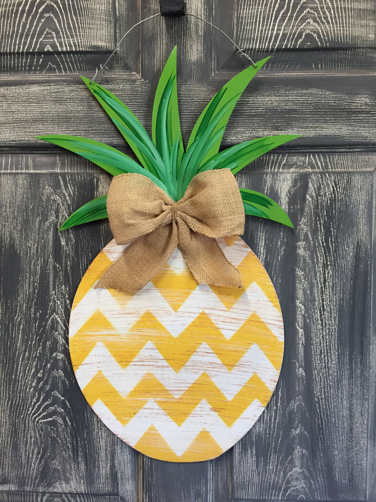 pineapple door hanger manufacturing