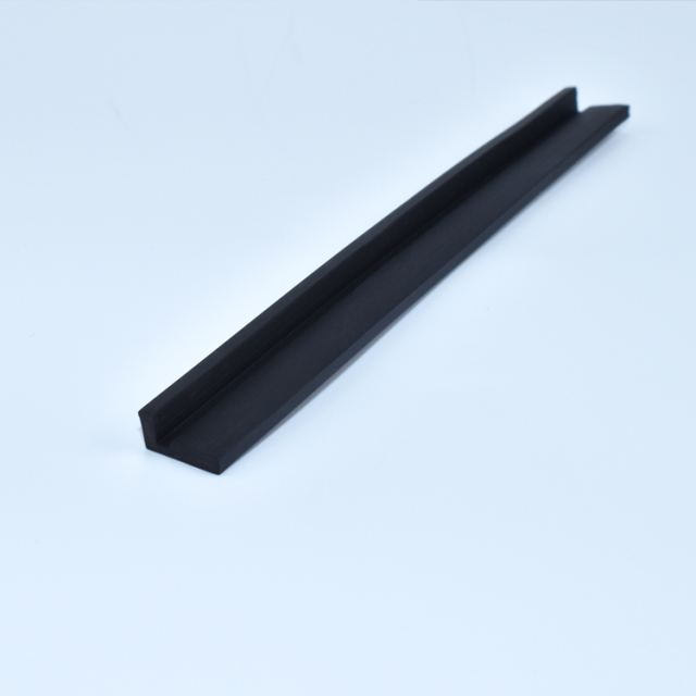 plastic l shaped moulding manufacturing
