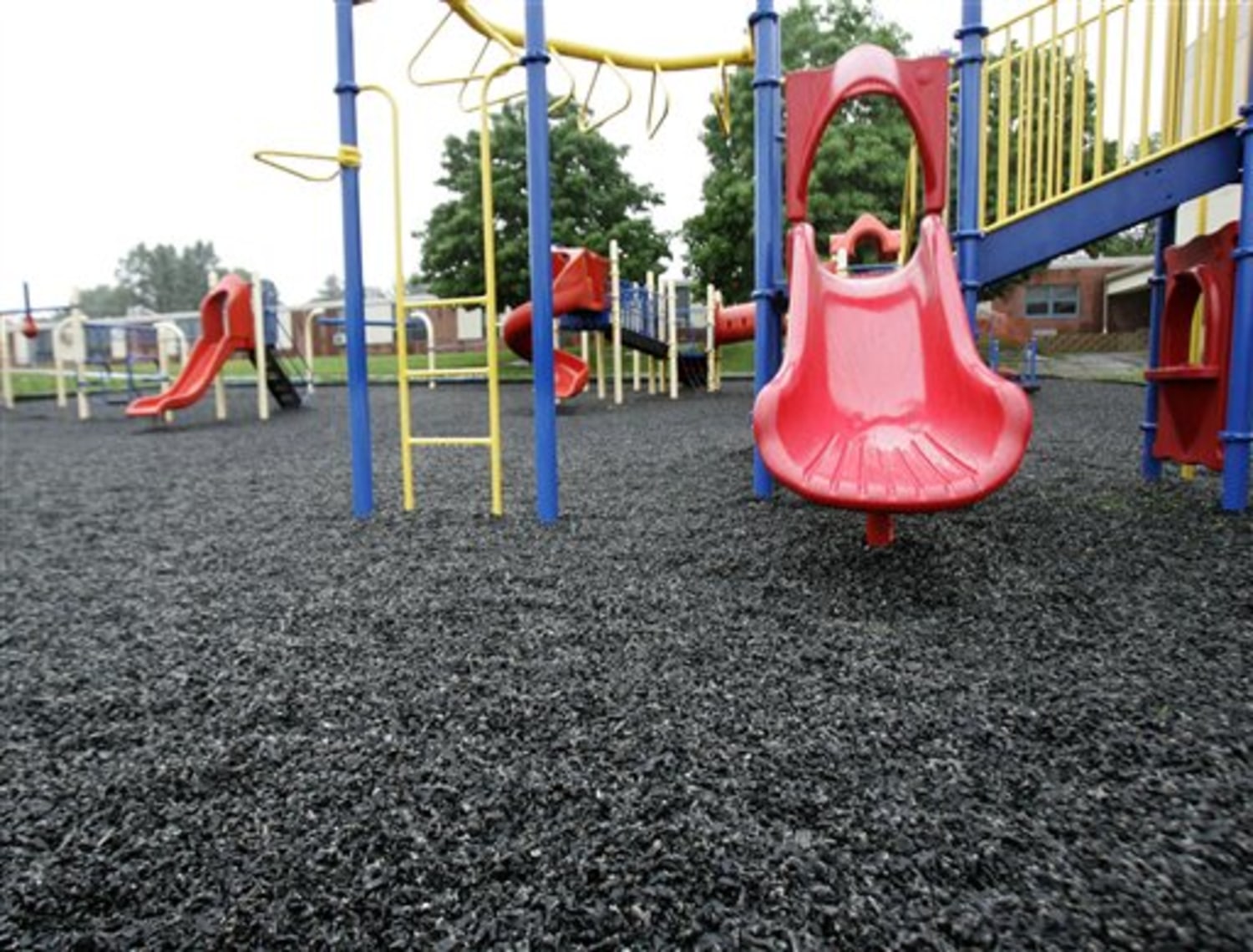 recycled tires for playground manufacturing