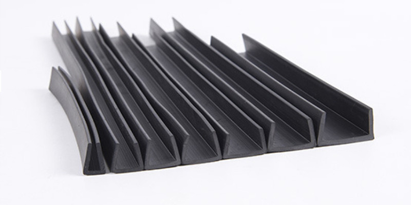 u shaped molding manufacturing